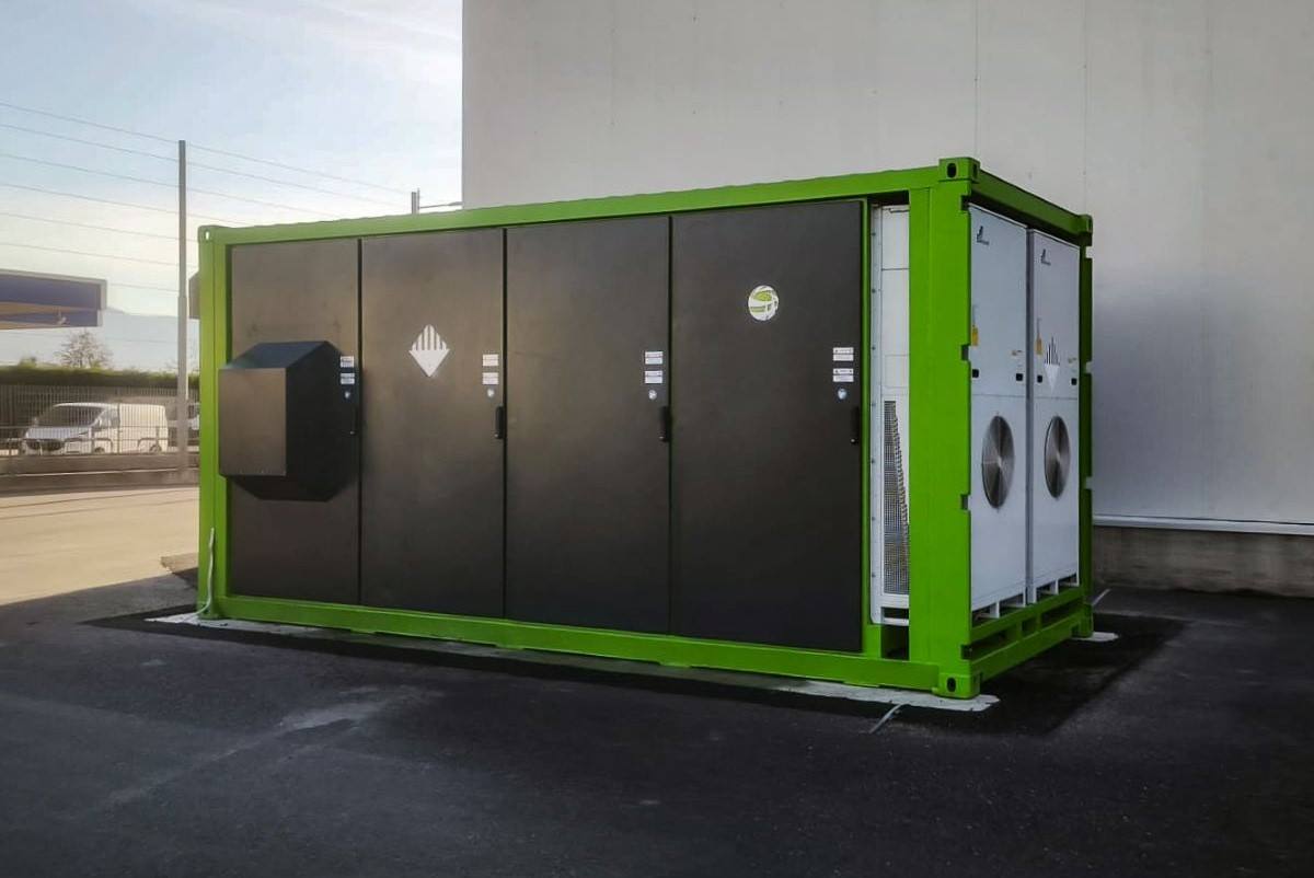 Sistema BESS per accumulo energetico aziendale